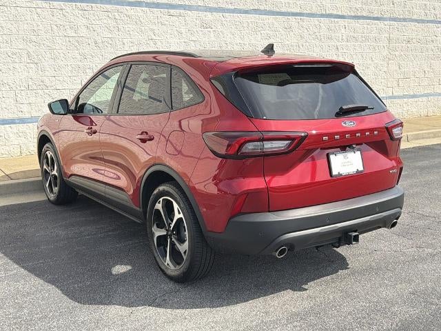 2025 Ford Escape — detail view